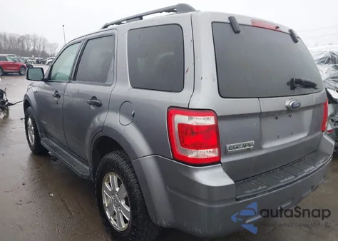 2008 Ford Escape Xlt z USA, uszkodzony, nr VIN 1FMCU03148KA77343